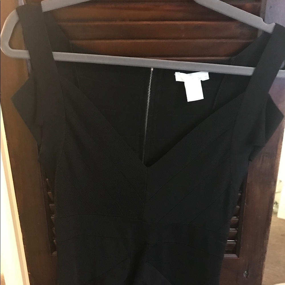 Black Body Con Herve Leger-Style Stretchy Top. Y2K/2010s chic!